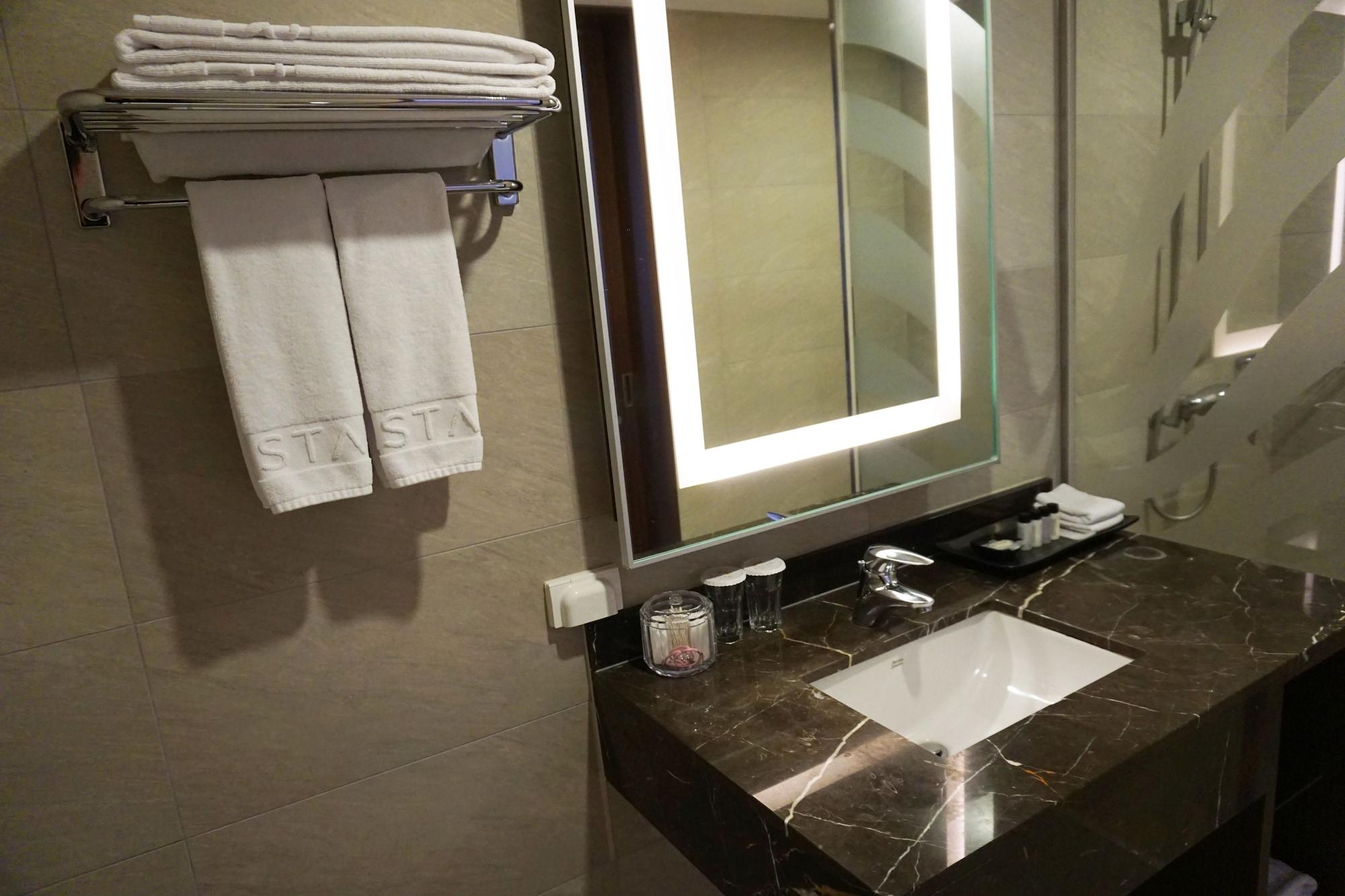 Astar Hotel Чеджу Екстериор снимка