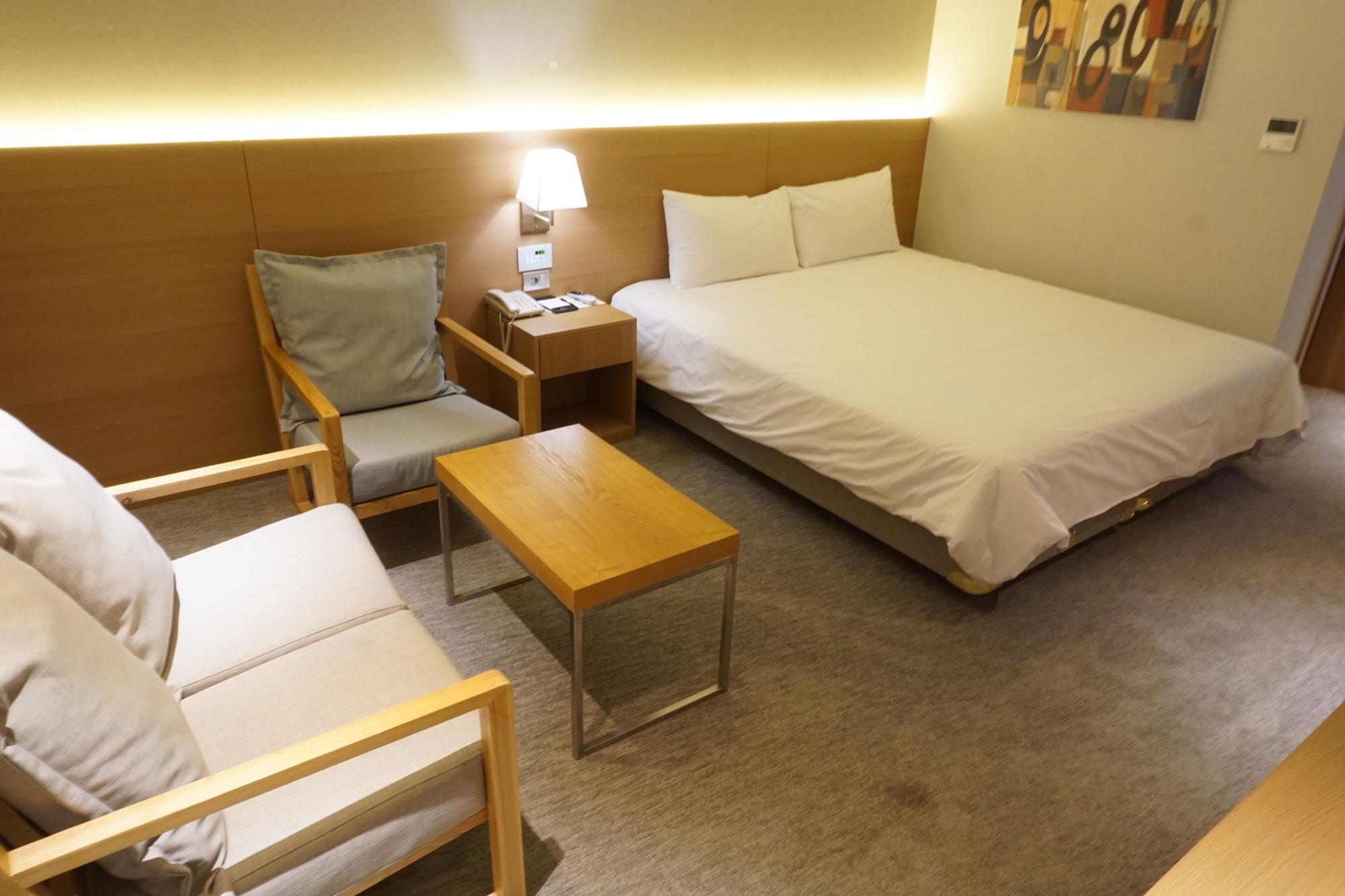 Astar Hotel Чеджу Екстериор снимка