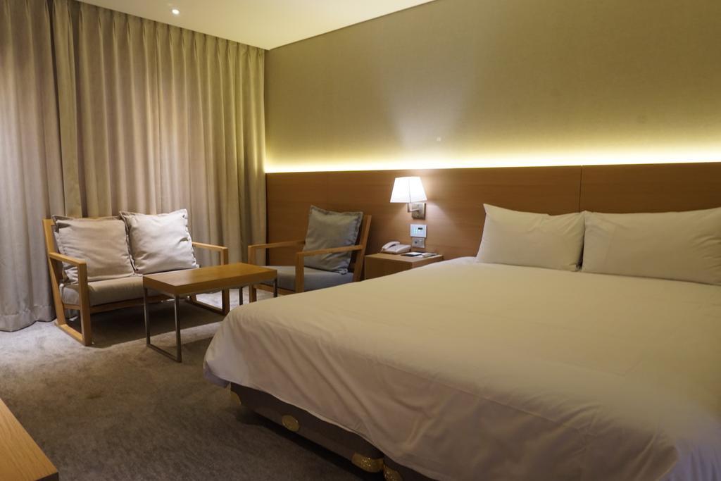 Astar Hotel Чеджу Стая снимка