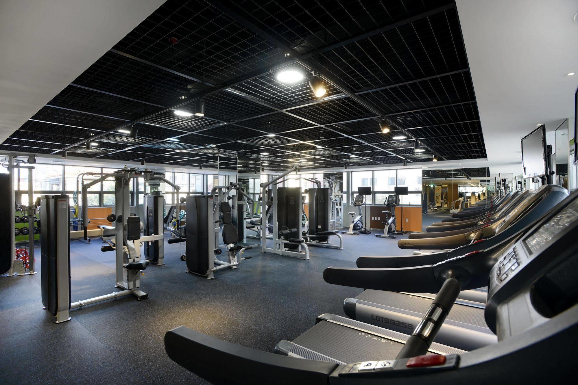 Astar Hotel Чеджу Екстериор снимка