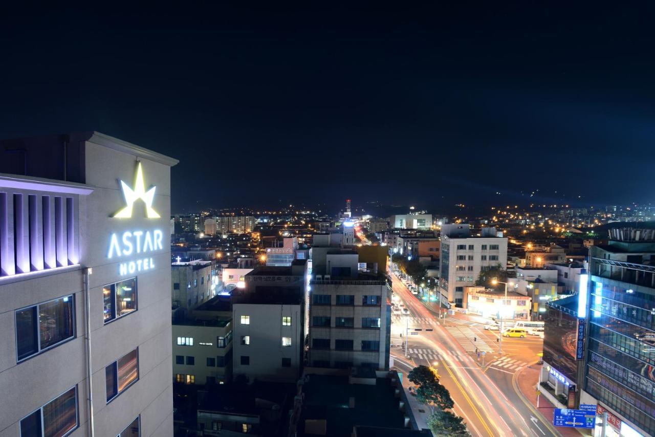 Astar Hotel Чеджу Екстериор снимка